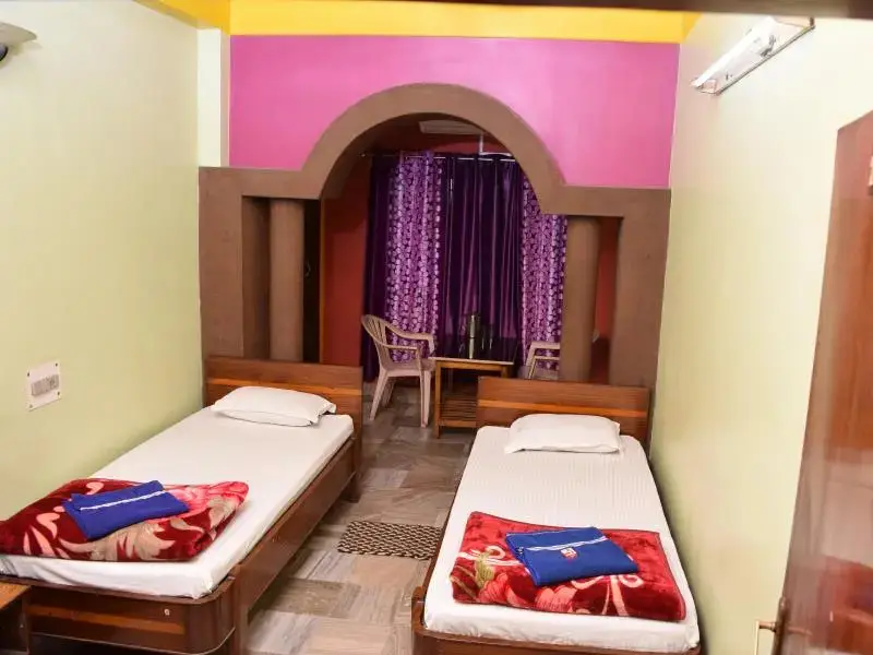 Силигури: Hotel Baidyanath