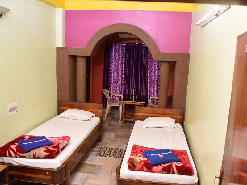 Силигури: Hotel Baidyanath