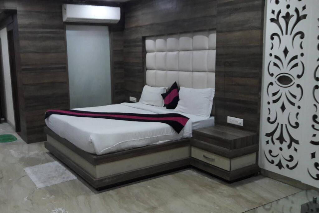 Агра: OYO 23595 Hotel Tajway Inn
