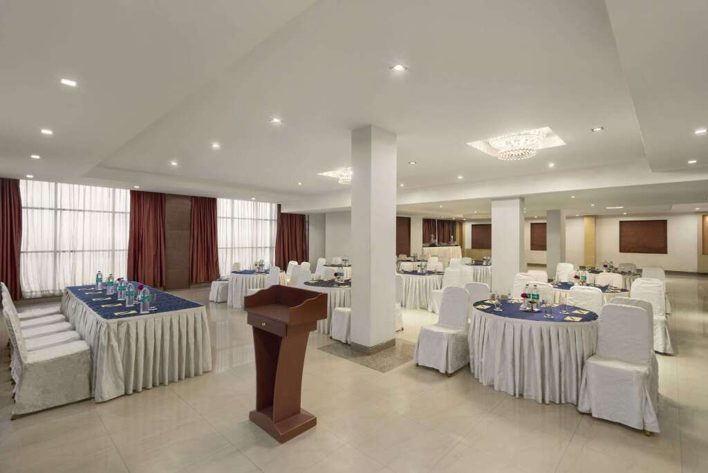 Ревари: Days Hotel by Wyndham Neemrana Jaipur Highway