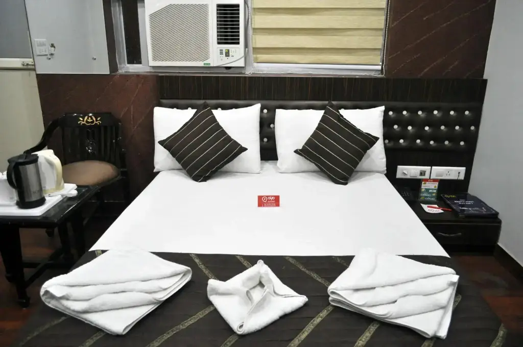Нью-Дели: FabHotel Sehej continental