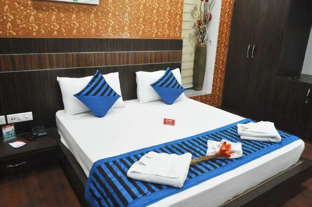 Нью-Дели: FabHotel Sehej continental