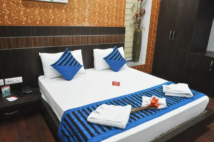 Нью-Дели: FabHotel Sehej continental