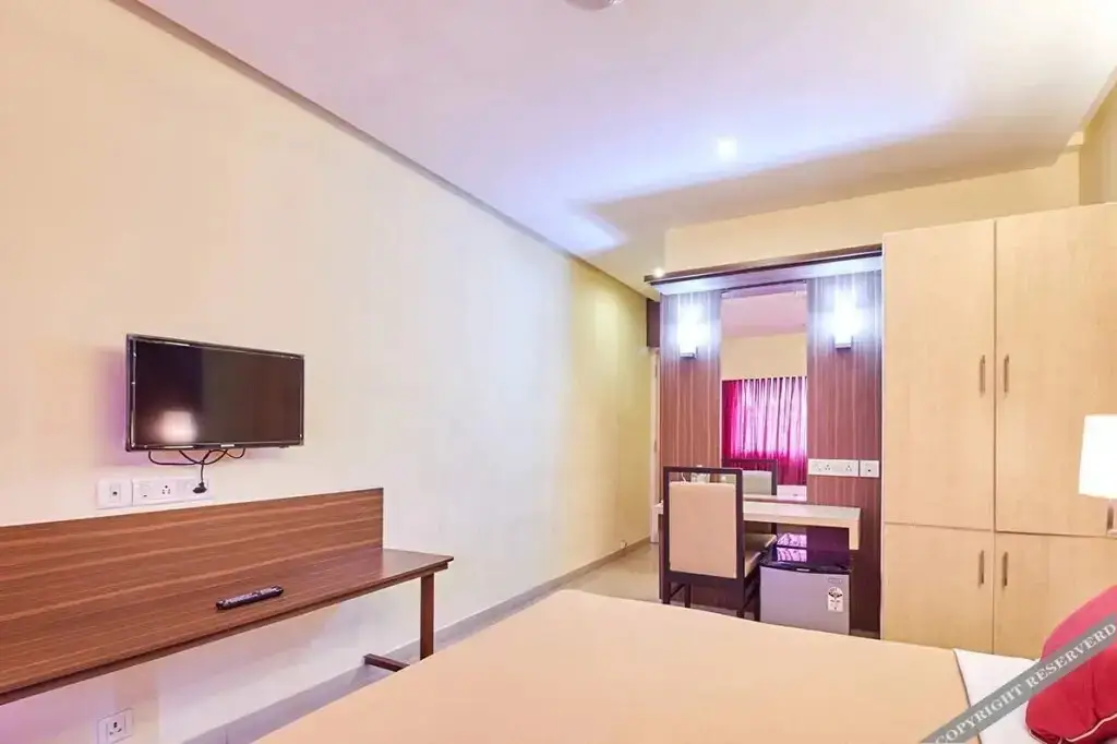 Мангалур: Ayush International Hotel