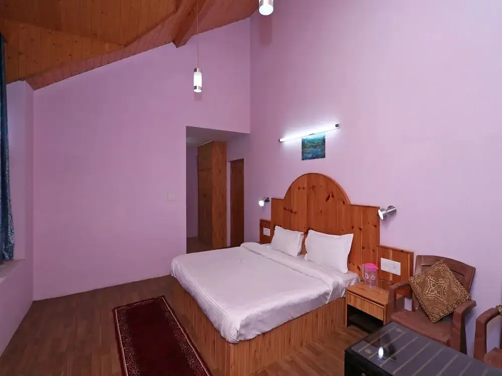 Касоль: River Side Cottages