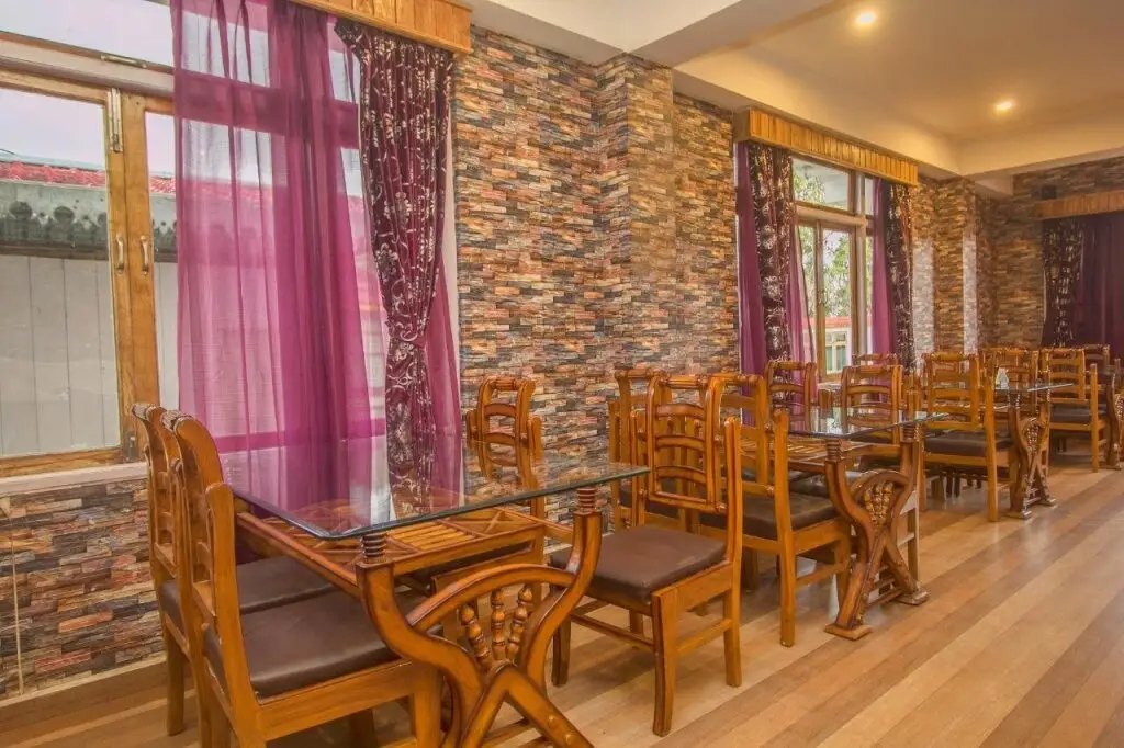 Пеллинг: Alpine Village Resort