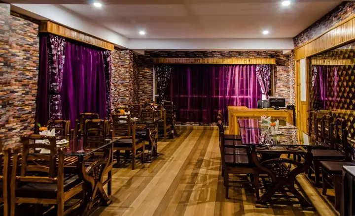 Пеллинг: Alpine Village Resort