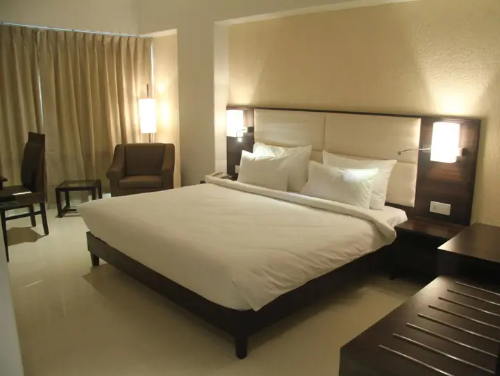 Мумбаи: Hotel Beacon T2