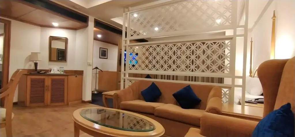 Катра: Fortune Inn Riviera Hotel