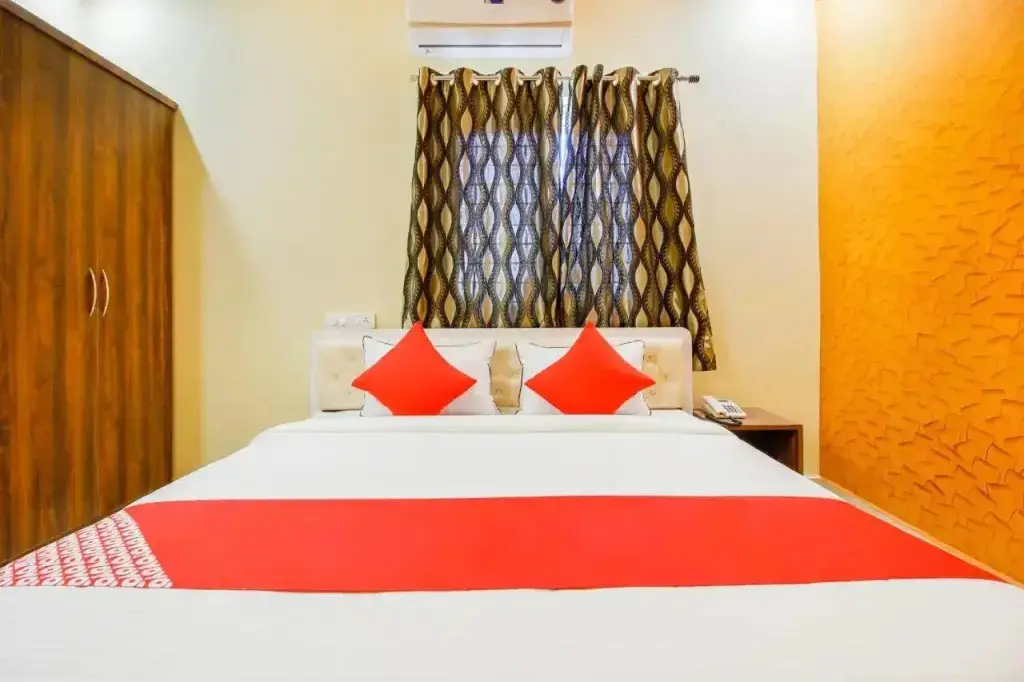 Хидерабад: Aaditya Grand by OYO Rooms