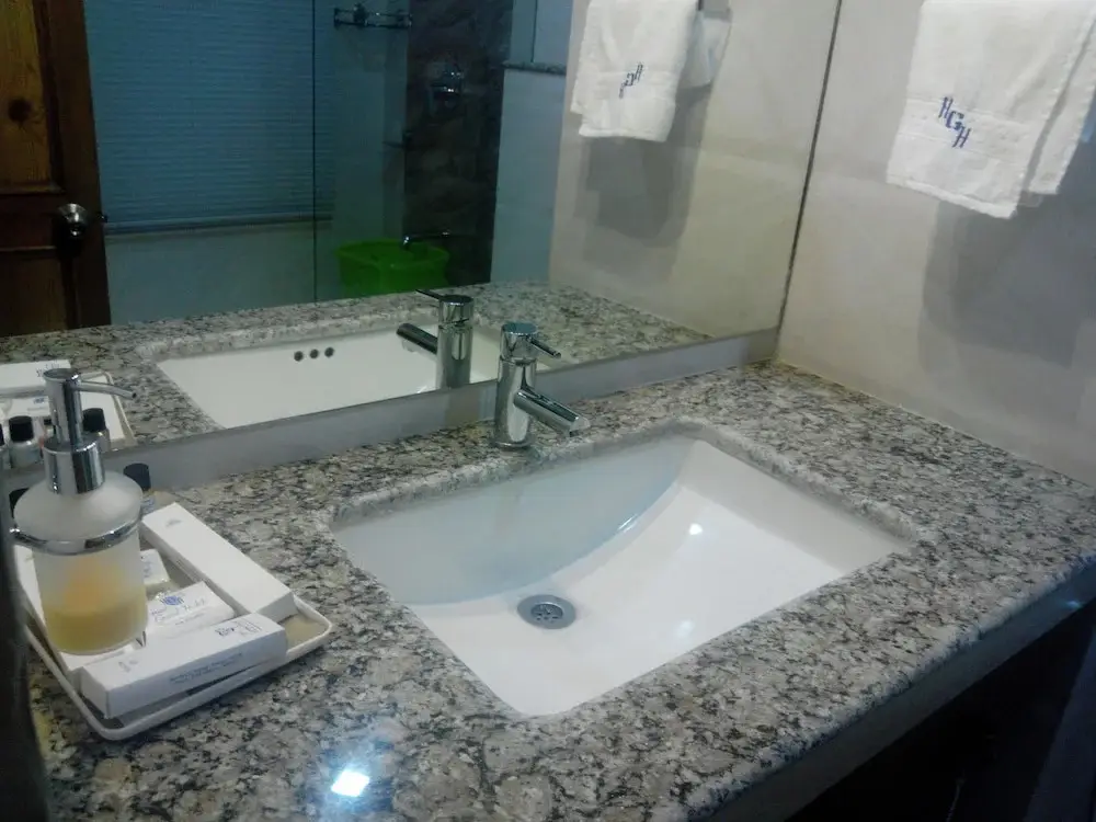 Шринагар: Hotel Grand Habib