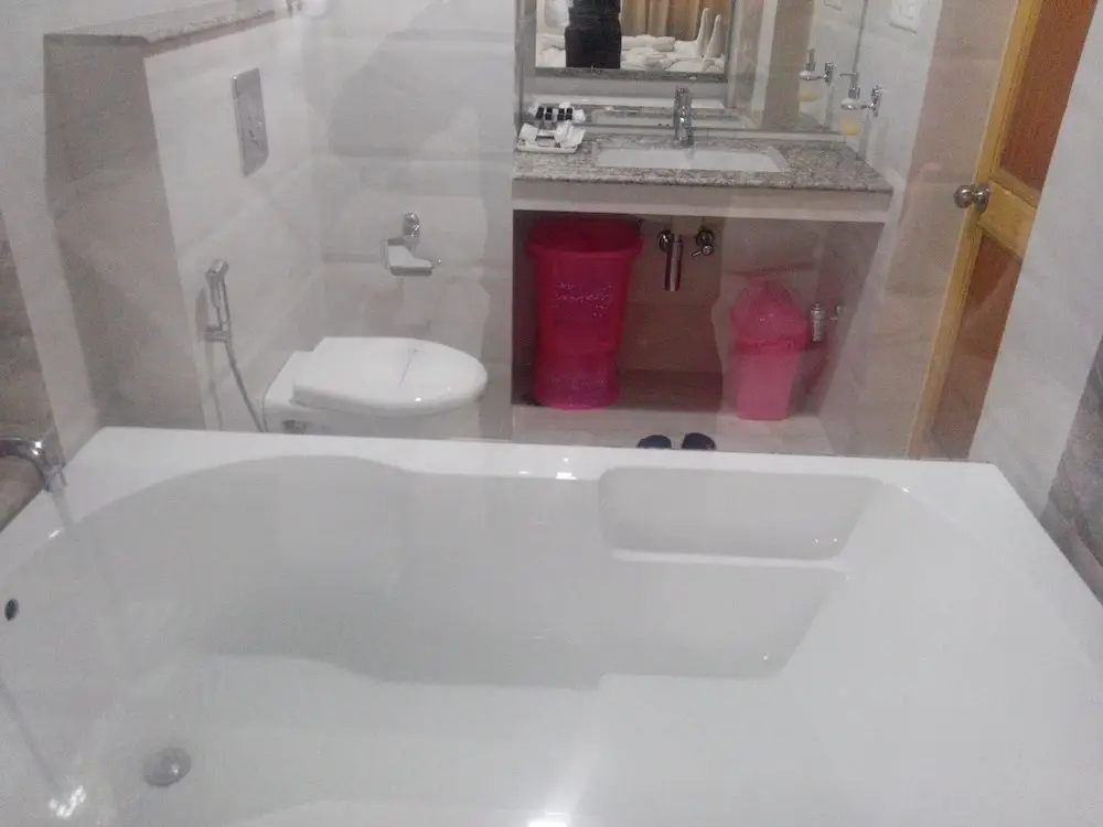 Шринагар: Hotel Grand Habib