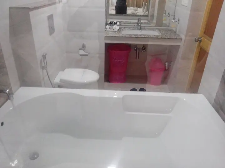 Шринагар: Hotel Grand Habib
