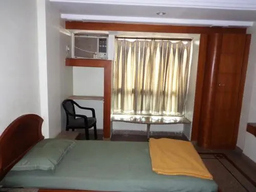 Бхудж: Hotel Abha International