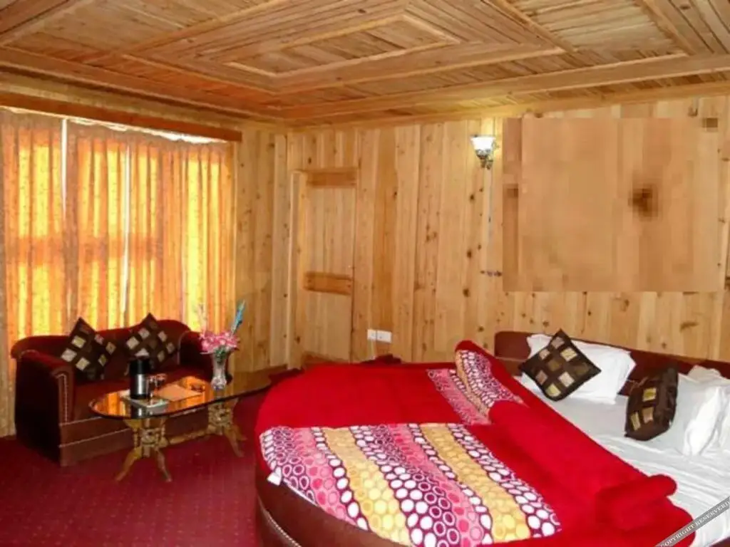 Патнитоп: Maharaja Resorts