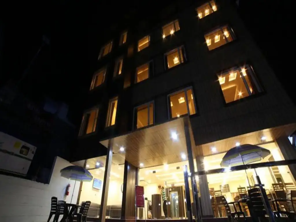 Наинитал: Royal Rosette Lake View Boutique Hotel