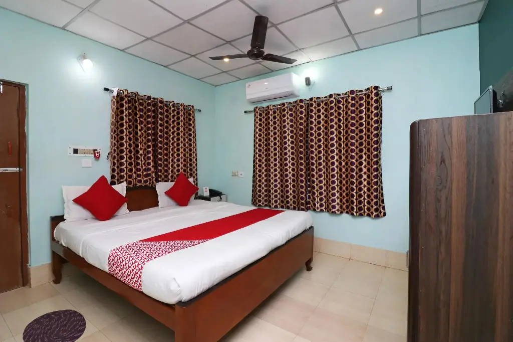 Мандармани: OYO 16101 Samrat Holiday Inn