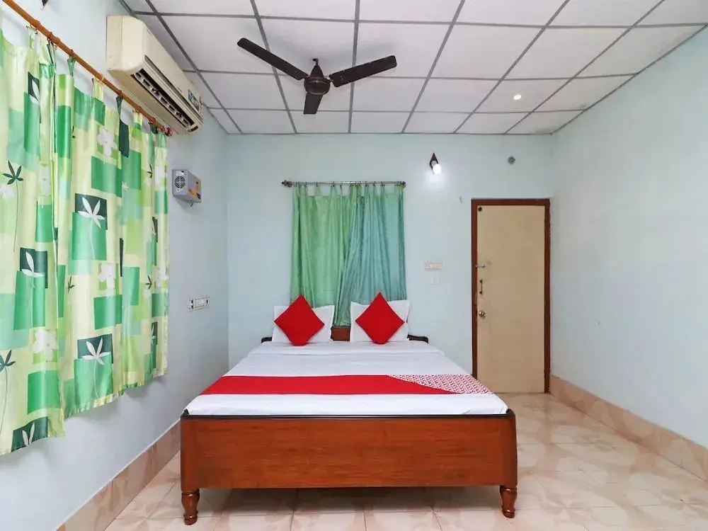 Мандармани: OYO 16101 Samrat Holiday Inn