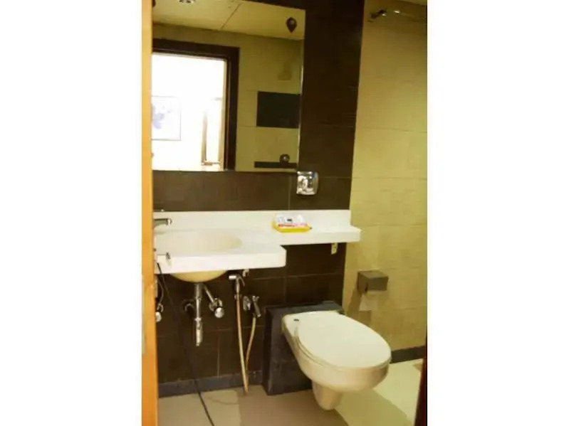 Мумбаи: Vista Rooms Near Marine Lines Station