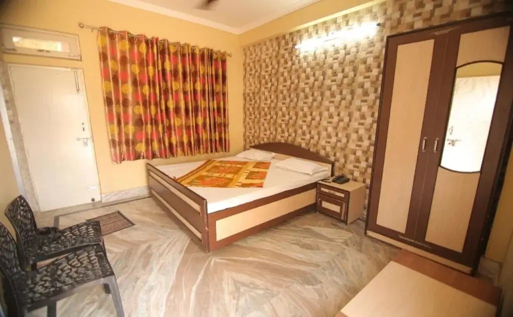 Ришикеш: Hotel Madhusudan
