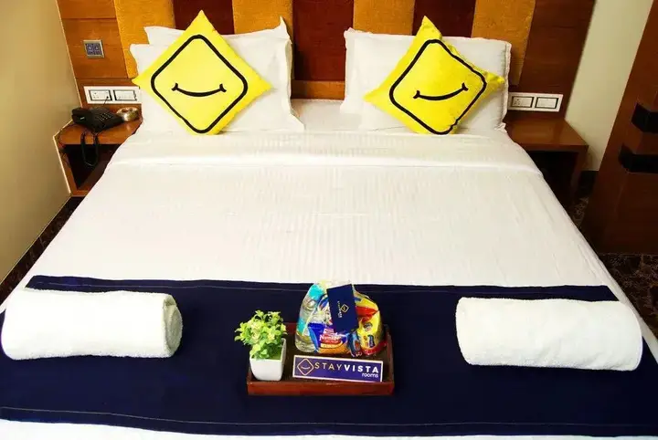 Мумбаи: Stay Vista Rooms near Marine Drive
