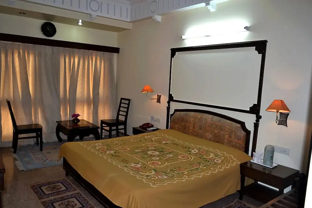 Джайсалмер: Mahadev Palace