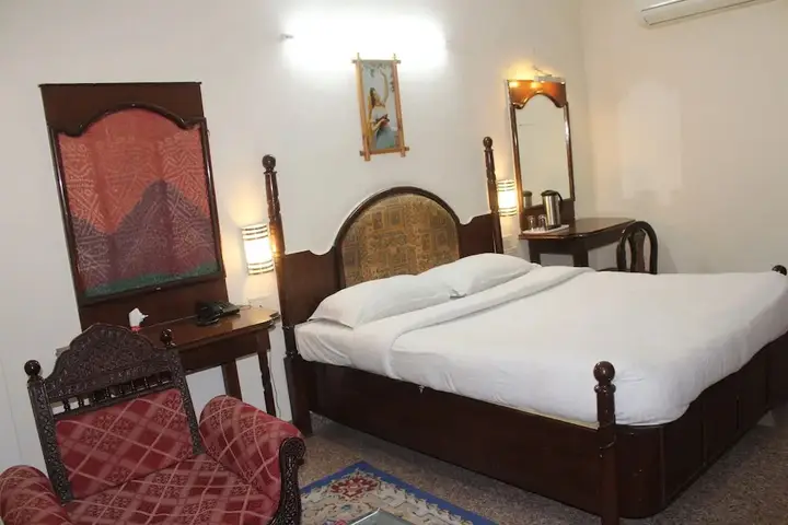 Джайсалмер: Mahadev Palace
