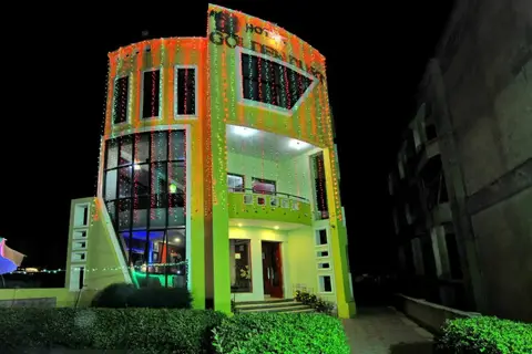 Hotel Golden Dust Puri — фото 1