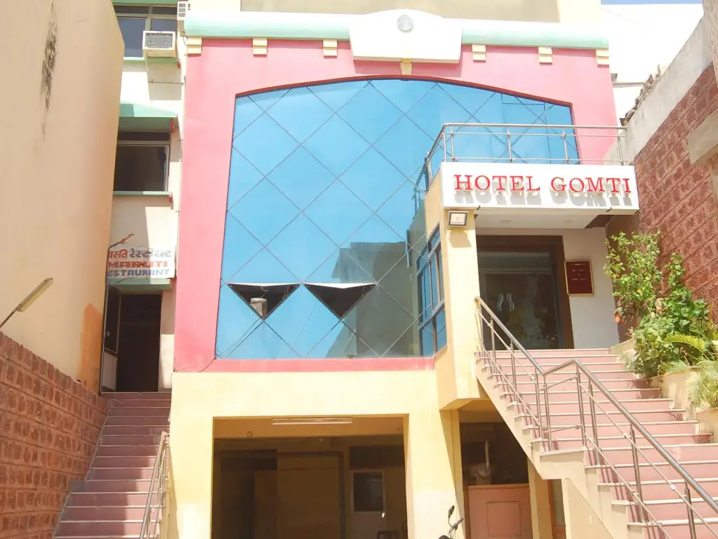 Hotel Gomti — фото 1