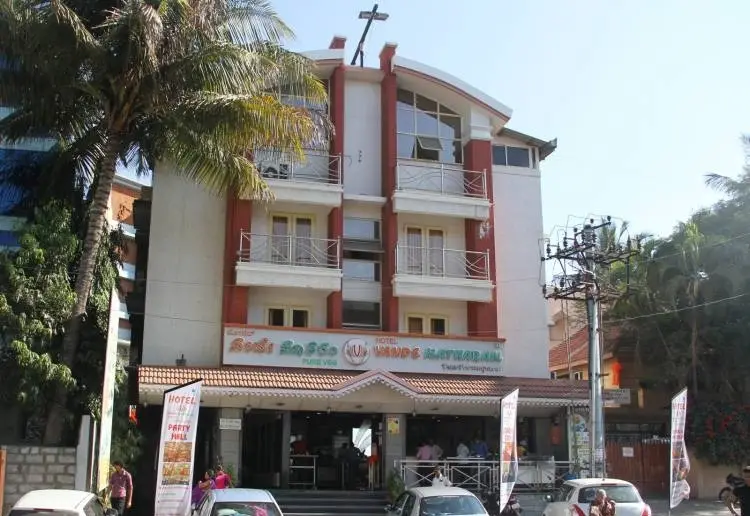 Hotel Vande Mataram — фото 1