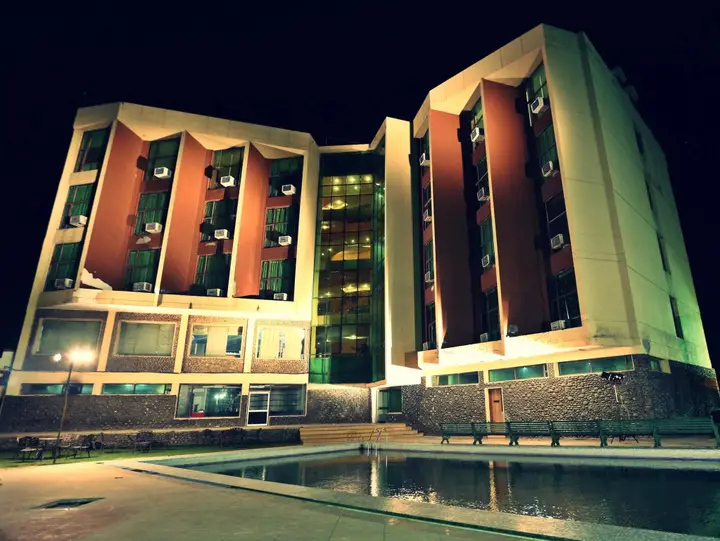 Катра: Hotel Devi Grand
