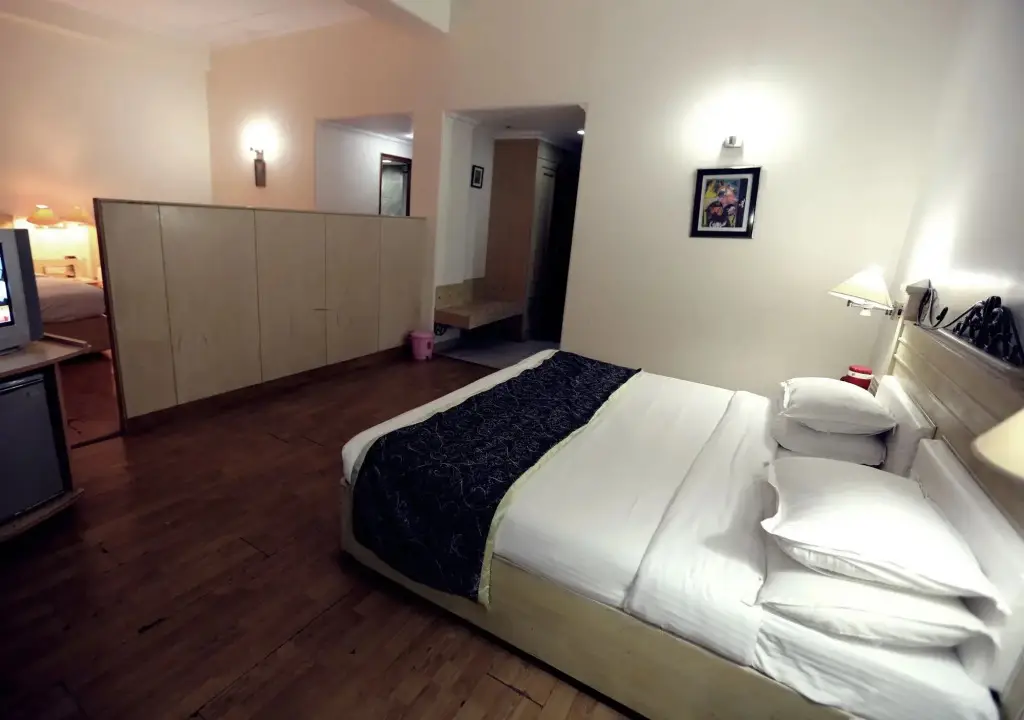 Катра: Hotel Devi Grand