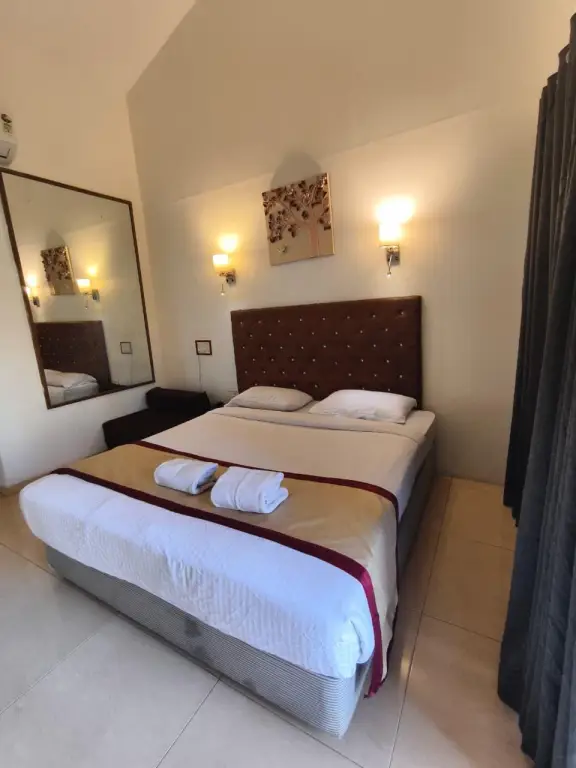 Лонавала: Whispering Woods Resort-Lonavala