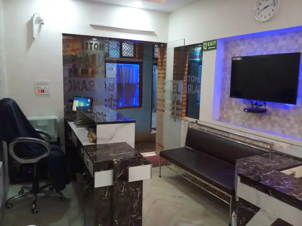 Нью-Дели: Hotel Bajrang
