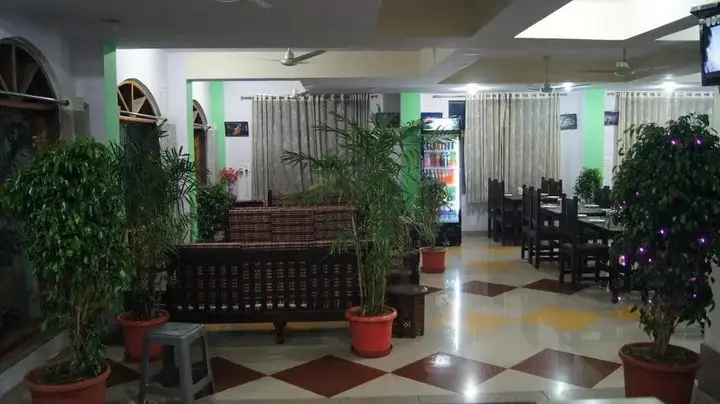 Амбер: Hotel Roma Palace