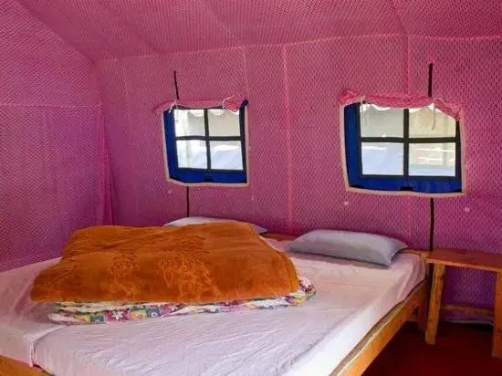 Касоль: Camp N Cottages