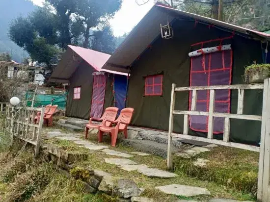 Касоль: Camp N Cottages