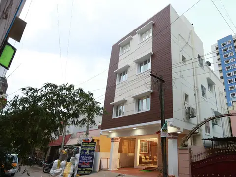 Karuna Regent Vadapalani — фото 1