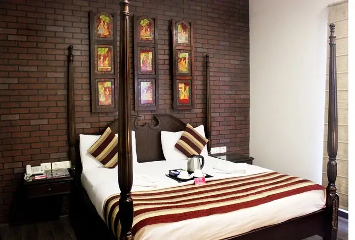 Нью-Дели: Lavish Inn