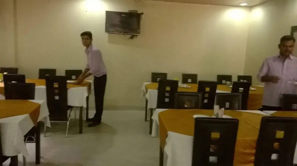 Гайя: Hotel Darbar International