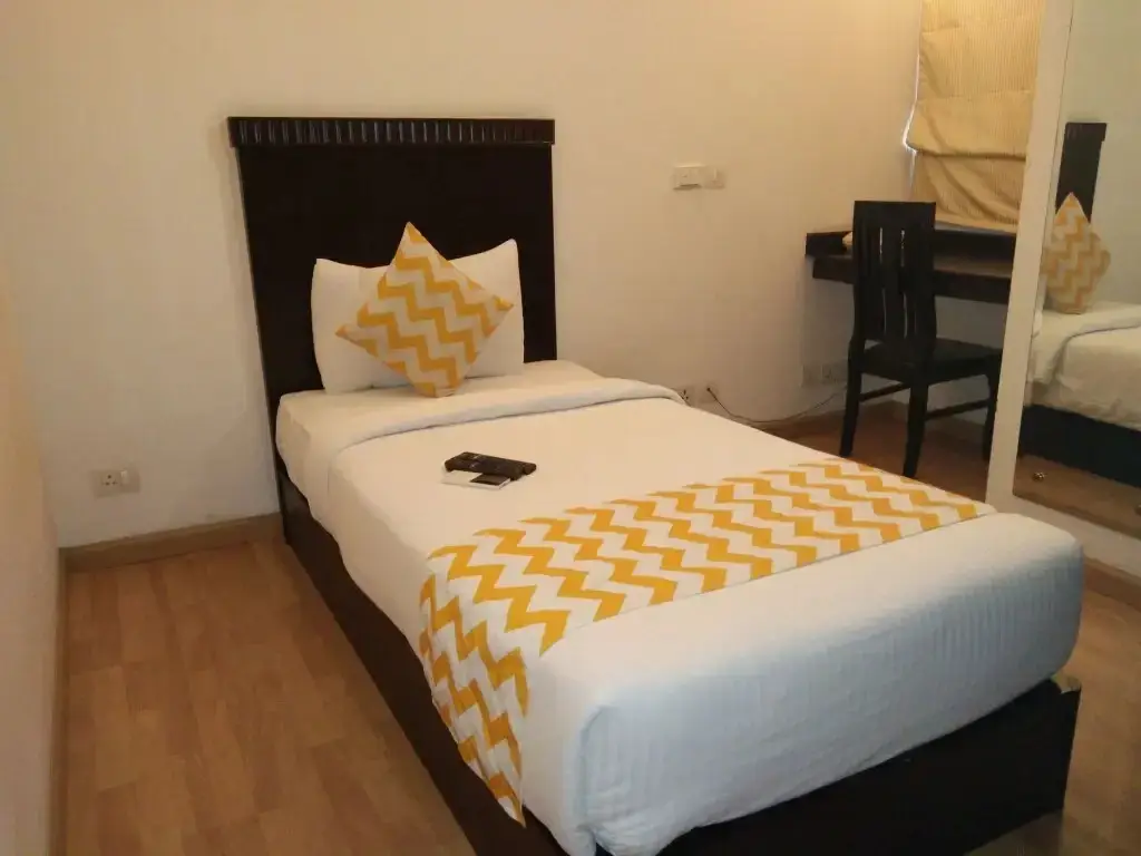 Нью-Дели: FabHotel New Friends Colony