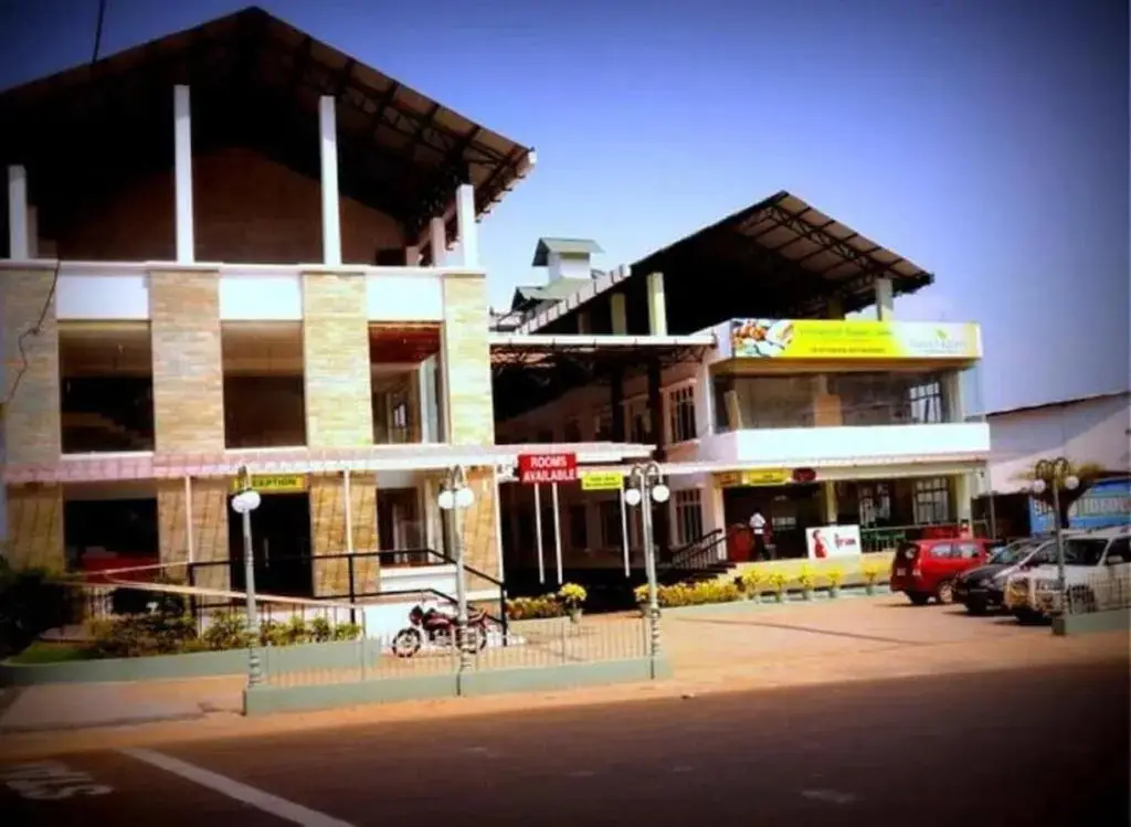 Бандипур: Sasthapuri Hotels