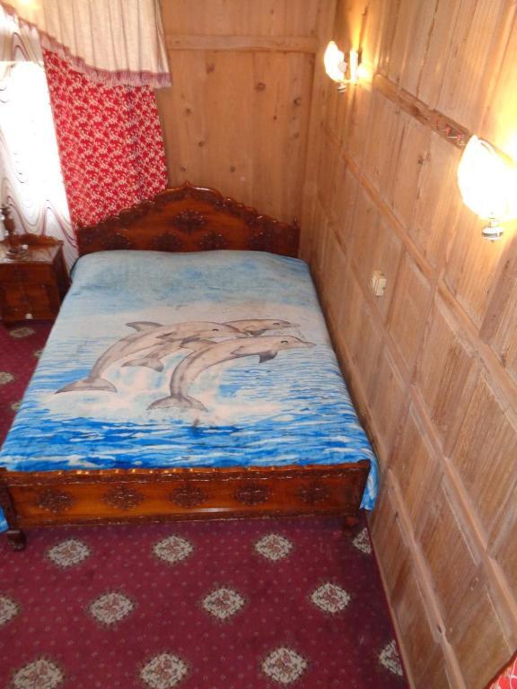 Шринагар: Houseboat Rajas Palace