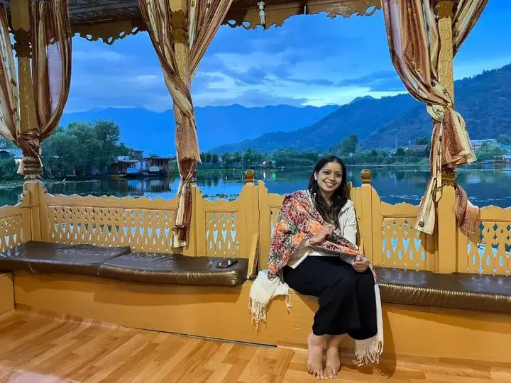Шринагар: Houseboat Rajas Palace