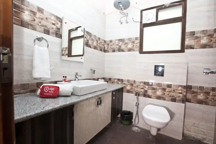 Гуруграм: OYO Rooms Huda City Center Market District