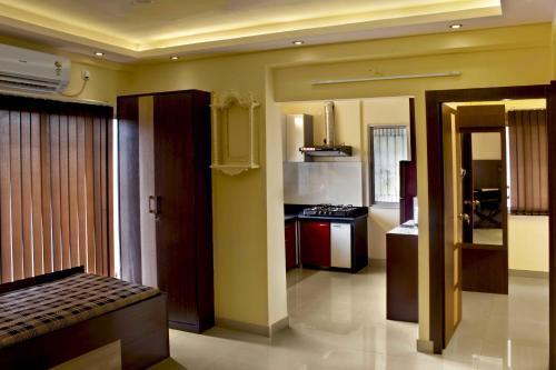 Колката: 14 Square Kasba