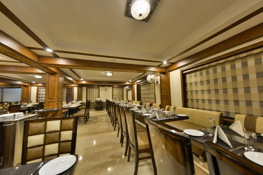 Шринагар: Hotel Royal Heritage