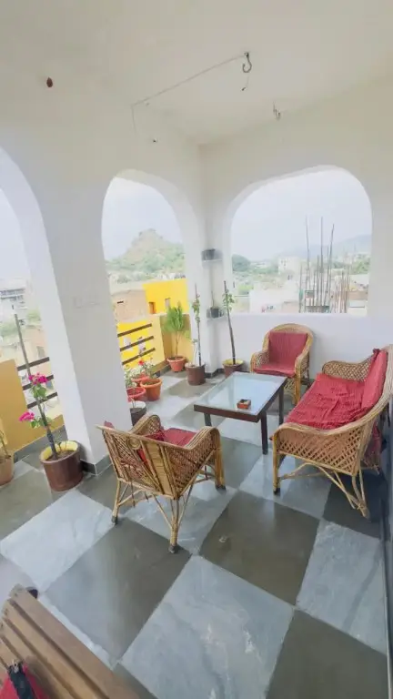 Suri Guest House — фото 1
