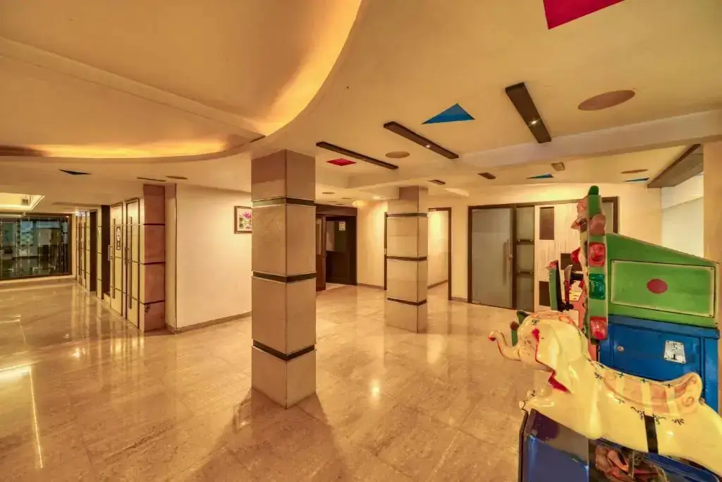 Игатпури: Hotel Ashwin Igatpuri, Pure Veg & Jain Food