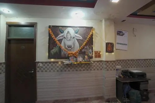 Нью-Дели: Hotel Nandi Mahadev By WB Inn